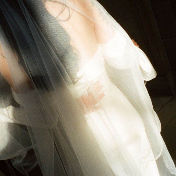 Etsy Light Ivory Pearl scalloped veil with blusher (30" and 40") - Picture 5 of 7